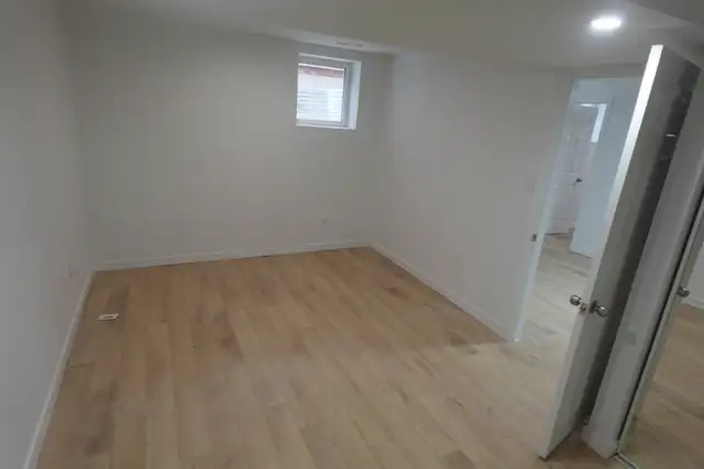 Basement Apartment For Rent (2 bed 1 bath) Mississauga in Long Term Rentals in Mississauga / Peel Region - Image 4