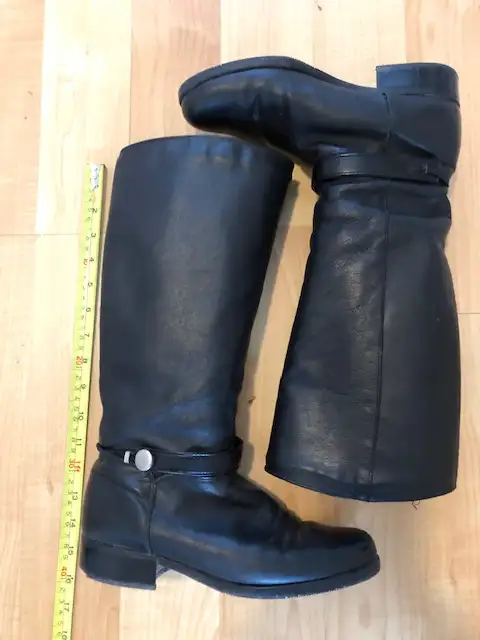 Santana leather winter boots size 9 $65, lined 15" boots, used in Women's - Shoes in Oakville / Halton Region - Image 7