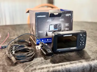 Lowrance HOOK Reveal 5x SplitShot Fishfinder!!, View more