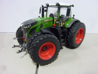 *JUST IN* 1/32 FENDT 942 Farm Toy Tractor