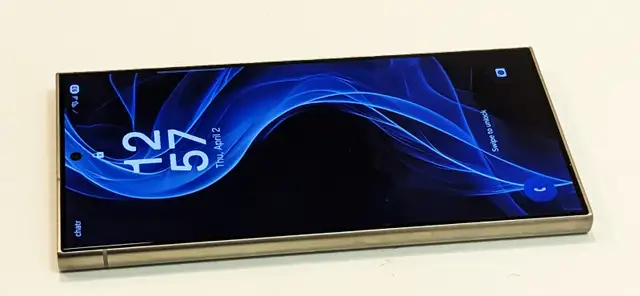 Samsung Galaxy S24 Ultra In Excellent Condition, Unlocked. in Cell Phones in City of Toronto - Image 8