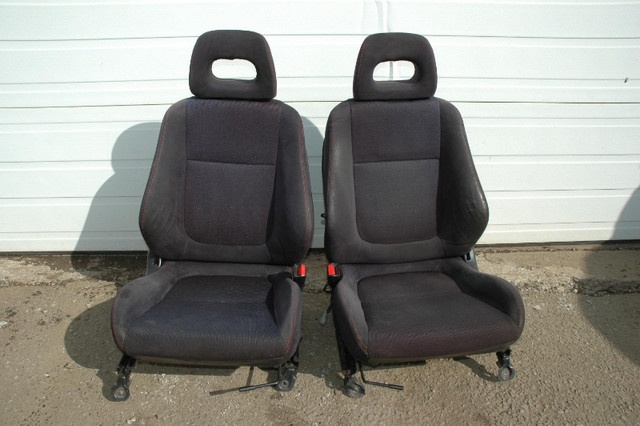 Acura Integra DC2 Type-R Front Seats & Rails (1994-2001) in Other Parts & Accessories in Calgary - Image 2