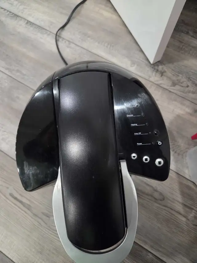 Keurig coffee maker in Coffee Makers in Hamilton - Image 3