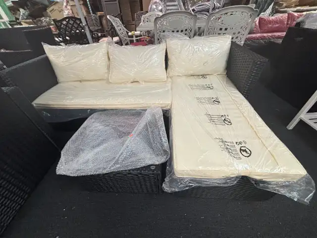 Warehouse for sale Outdoor Patio Set in Patio & Garden Furniture in Markham / York Region - Image 5