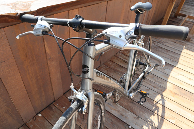 GIANT Road Bike - Model RAPID 4 in Road in St. Catharines - Image 2