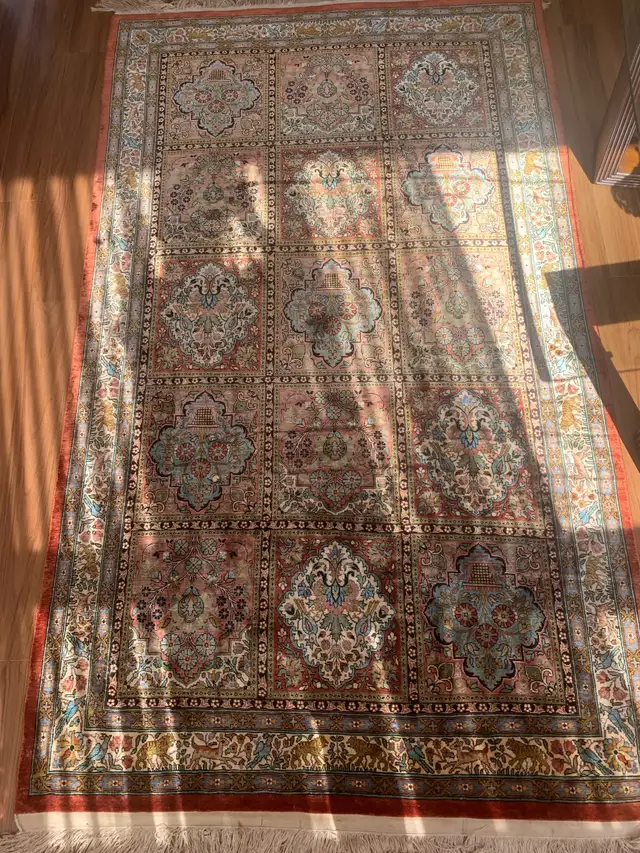 Living room carpet in Other in Markham / York Region - Image 4