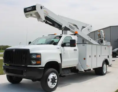 2020 (INTERNATIONAL CV515 ) - Versalift VST-52-I Bucket Truck, View more