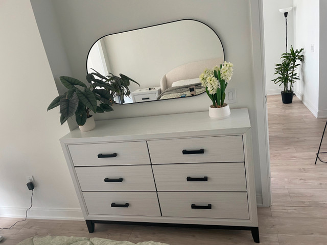 White 6-Drawer Kate Dresser – The Brick | Like New in Dressers & Wardrobes in City of Toronto - Image 2
