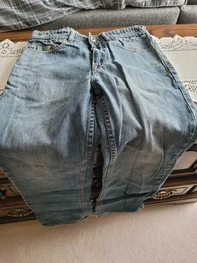 Retro no rips wide leg Contact via Kijiji