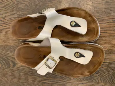 SoftMoc Woman’s Sandals - Size 10, View more