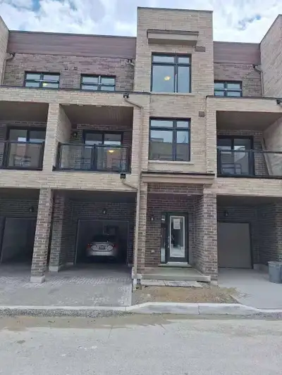 Welcome to this spacious and modern 3-bedroom, 2.5-bathroom condo townhome located in the heart of P...