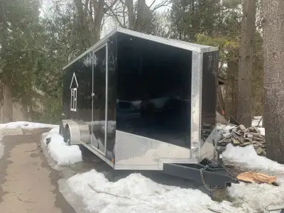 2022 Triumph trailer. Great condition. 7x 16ft