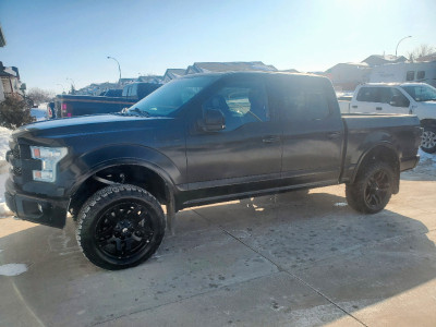 2015 F150 Lariat FX4 / 302 Boss 5.0L / Matt Black Wrap / 195000