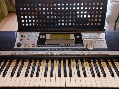 Yamaha  PSR740 Keyboard, View more