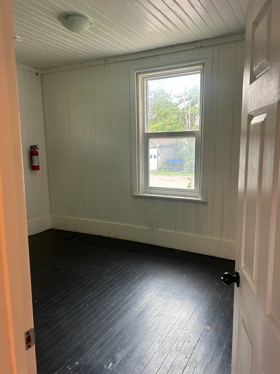 Love where you live! Large Apt. Easy highway access. 3