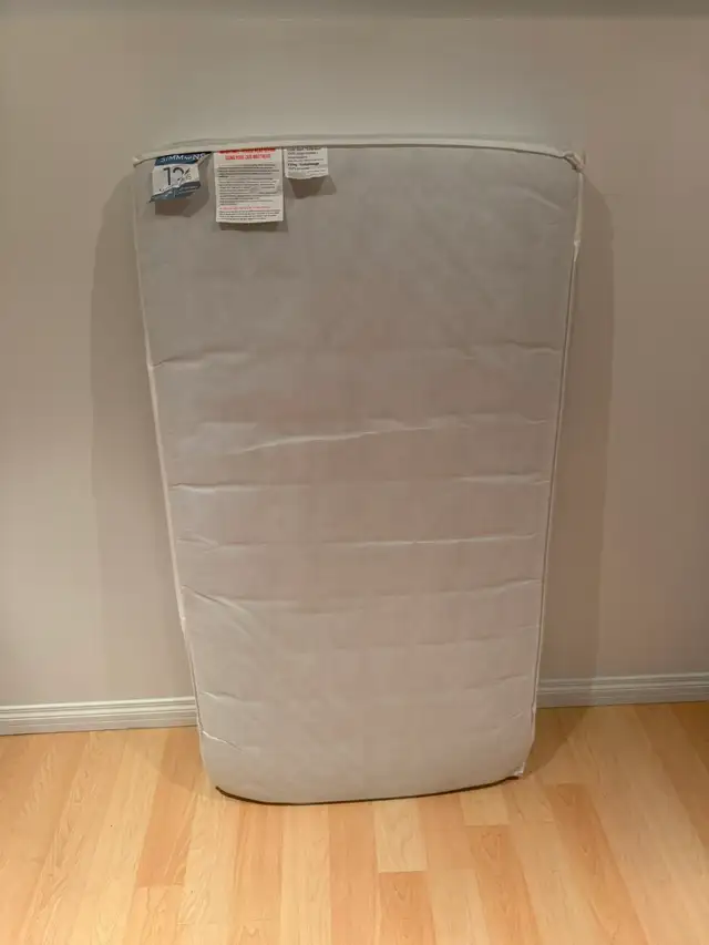 Baby Cache Convertible Crib + Toddler Rail + Simmons Mattress in Cribs in Edmonton - Image 9
