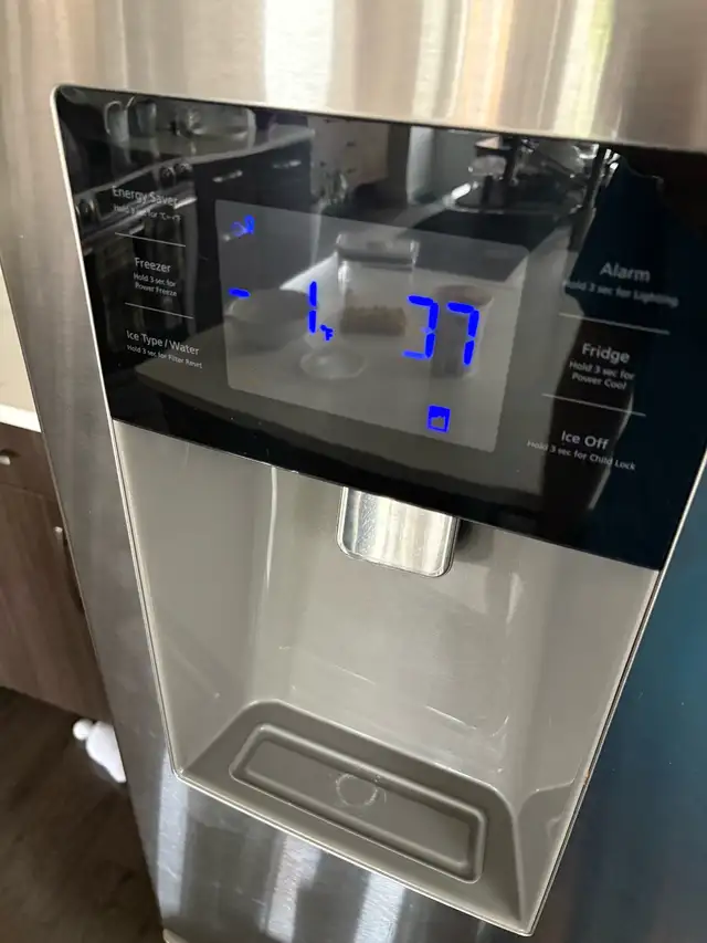 Samsung Fridge498580754153482241