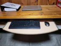 Large sliding keyboard tray