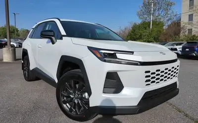Brand New 2026 Toyota RAV4 Hybrid XLE AWD HEV–Private Sale–no dealer fees Pay only CAD 52,500 all in...