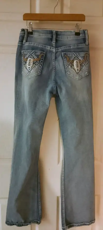 Ladies Western inspired jeans size small or 4/5, View more