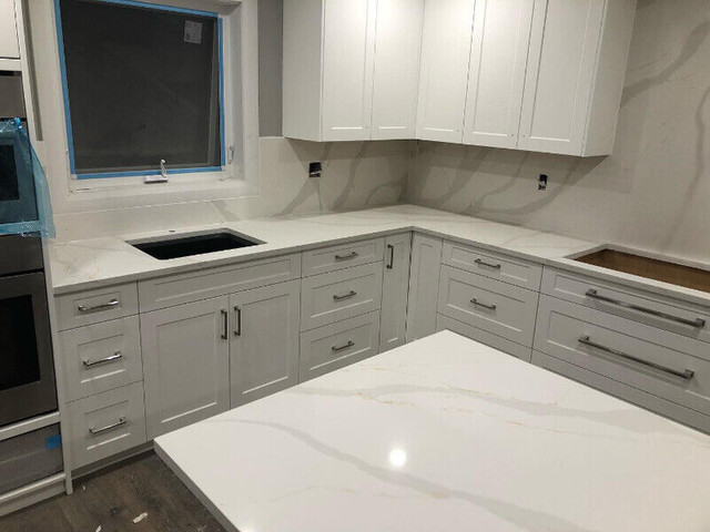 Professional quartz countertop, quartz backsplash, and cabinets in Cabinets & Countertops in Hamilton - Image 3