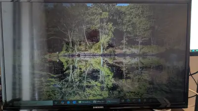 Samsung 32" TV, View more