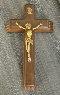 Religieux Crucifix croix  30$