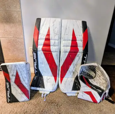 Custom True Catalyst PX5 Pro Goalie Pads (Full Set), View more