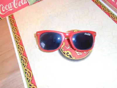 Lunette de soleil  coca-cola/Coca-cola sunglasses, View more