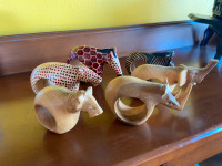 Set of 6 Vintage BOHO Safari Wood Animal Napkin Holders Rings