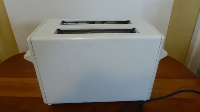 Two piece Toaster Machine541618042160424961