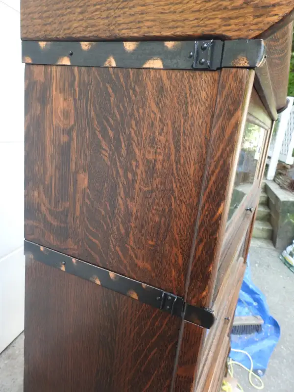 Antique 3 glass level barrister bookcase restored professionally in Bookcases & Shelving Units in Hamilton - Image 3