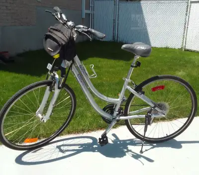 Vélo NORCO Vermont, 15", presque neuf, View more