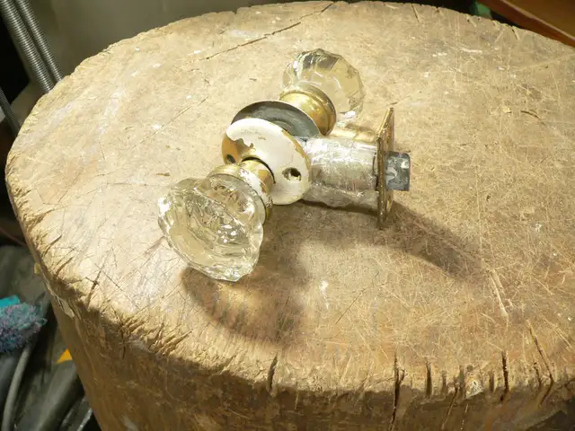 Several antique handles at different prices64840240167681123