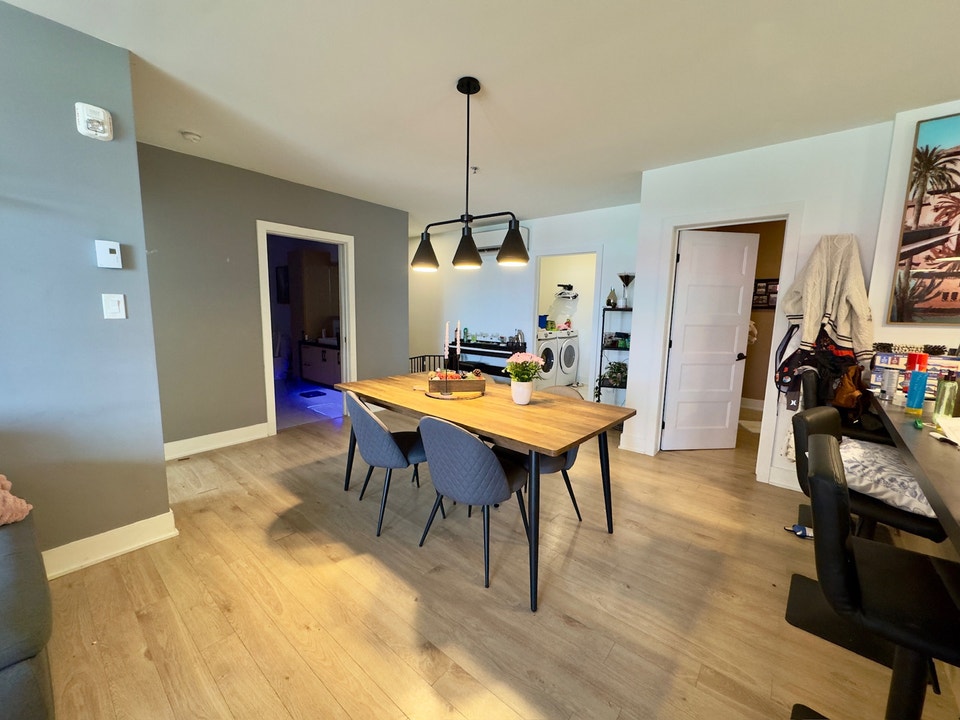 Grand 4 1/2 Chiens Acceptés, 2 Places de Garage, Internet 4