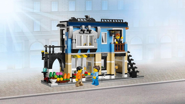 LEGO CREATOR 31026 BIKE SHOP & CAFE 3-IN-1 NEW FACTORY SEALED in Toys & Games in Edmonton - Image 2