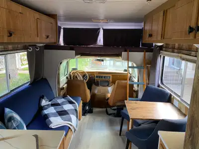 1977 Dodge Sportsman 85583Miles Runs Great Propane Fridge Works Water Pump Works A/C Works Dual Fuel...