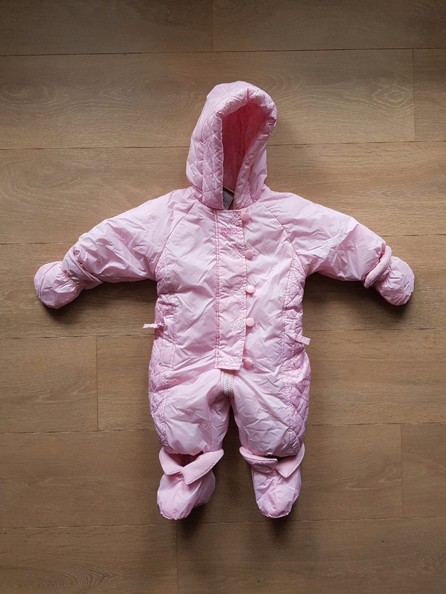 Carter's Baby Snow Suit 6-9M in Clothing - 6-9 Months in Mississauga / Peel Region