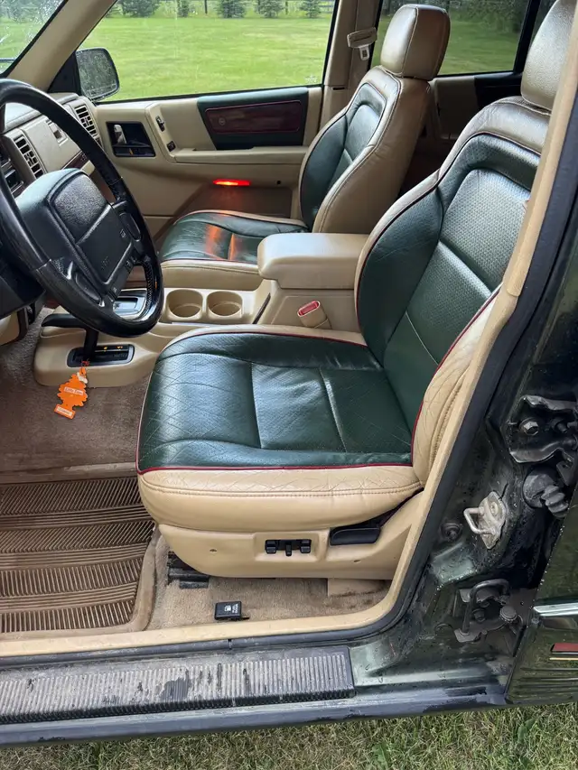 1995 Jeep grand Cherokee, Orvis edition in Cars & Trucks in Edmonton - Image 9