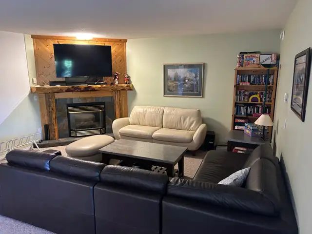 3 Bedroom walkout at Castle Mountain Resort for rent in Alberta in Canada - Image 3