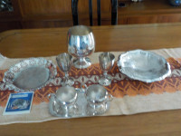 Various silver plate items (Markham rd. south of 401)