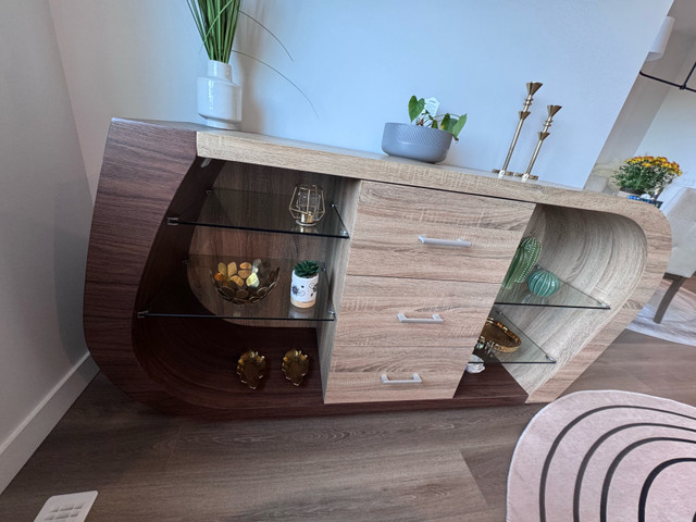 Cadenza sideboard in TV Tables & Entertainment Units in Edmonton - Image 2