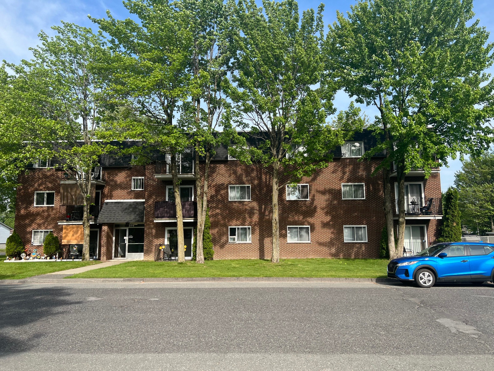 3 1/2 à louer Granby — photo 1