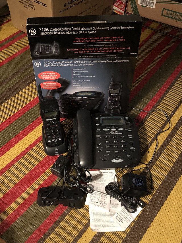 GE Corded/cordless phone with answering system and speakerphone in Home Phones & Answering Machines in City of Toronto