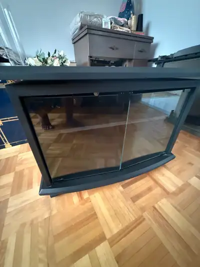 Meuble pour tele 27” pivotant , View more