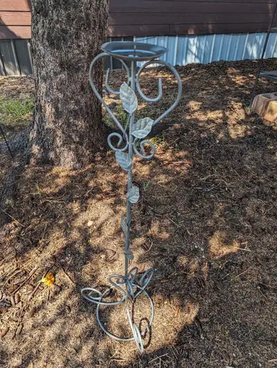 Beautiful candle holder with leaves about 4 ft tall, View more