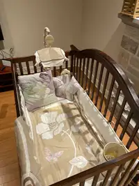 Couette, drap, mobile, coussins lampe pour bassinette de bébé