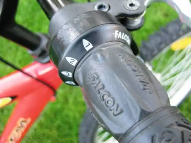 Adult or Teen Size CCM X-Volt 18 Speed 20" Frame Road Bike in Road in Kitchener / Waterloo - Image 8