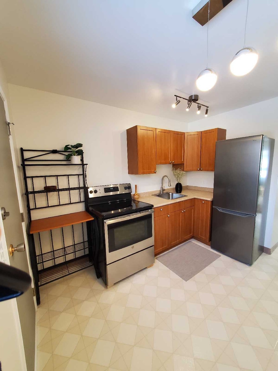 Saltcoats apartment for rent | Long Term Rentals | Regina | Free local ...