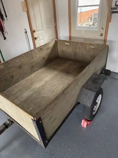 4x6 trailer Internal dimension are truly - 47.5” x 71” Tows great Lights work No ownership - never r...